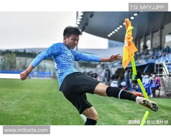 西安羽毛球队以97分稳居精英赛积分榜首位展现强劲实力